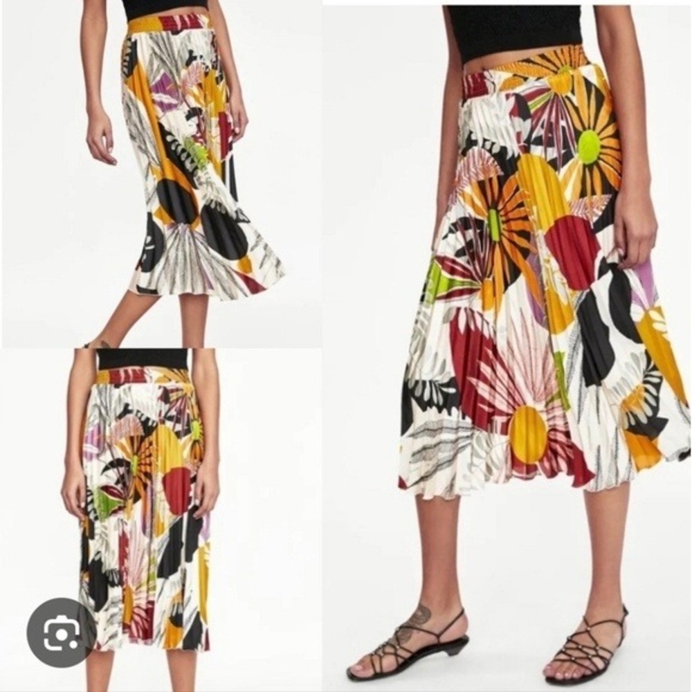 Zara Basic Womens Pleated Midi Skirt Tropical Botanical‎ Abstract Print XS Bold